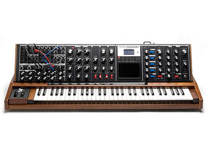 Moog Minimoog Voyager XL Moog Minimoog Voyager XL