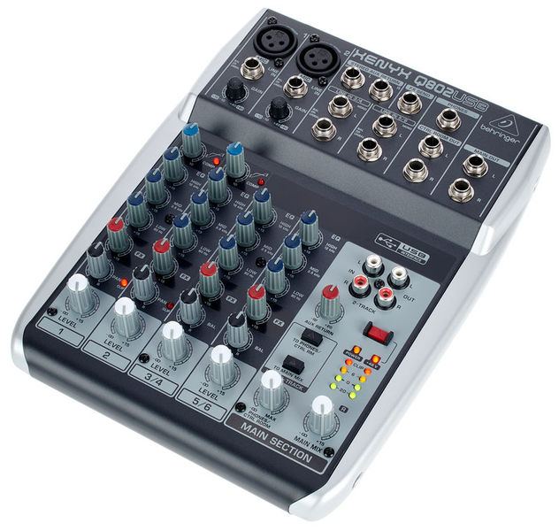 Behringer Xenyx Q802USB