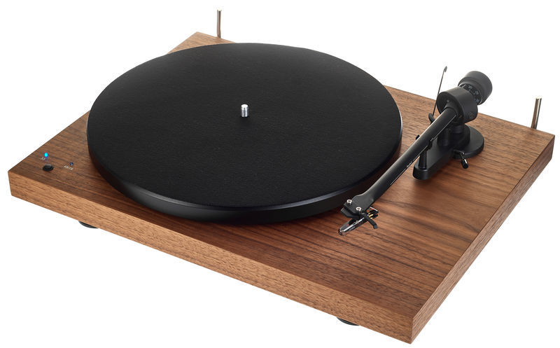 Pro-Ject Debut RecordMaster walnut