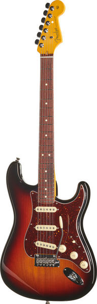 Fender AM Pro II Strat 3TSB