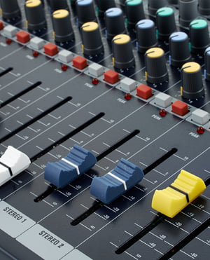 Analoge Mischpulte